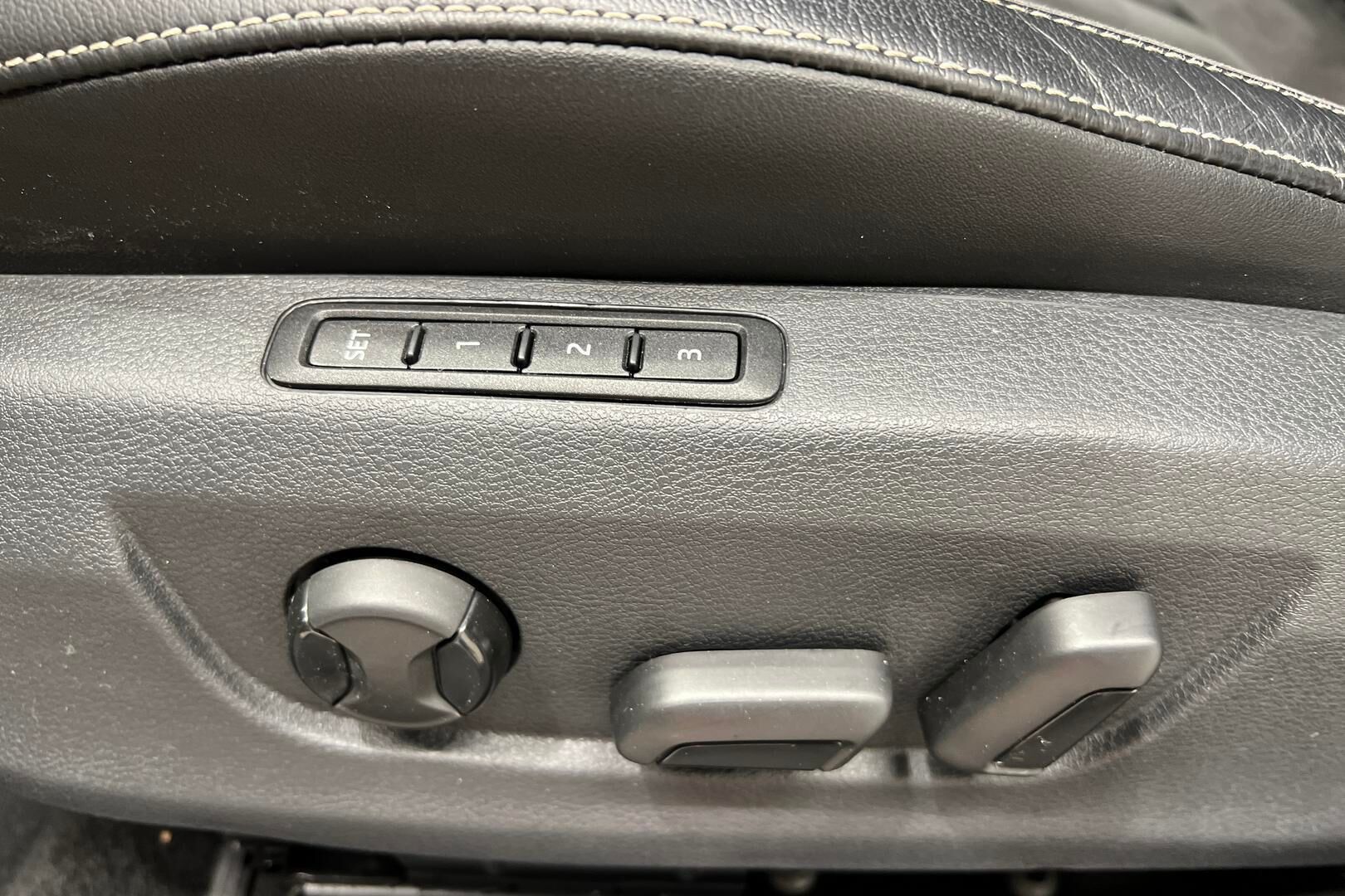 SKODA SUPERB iso kuva 28