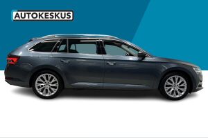 SKODA SUPERB esikatselu 4