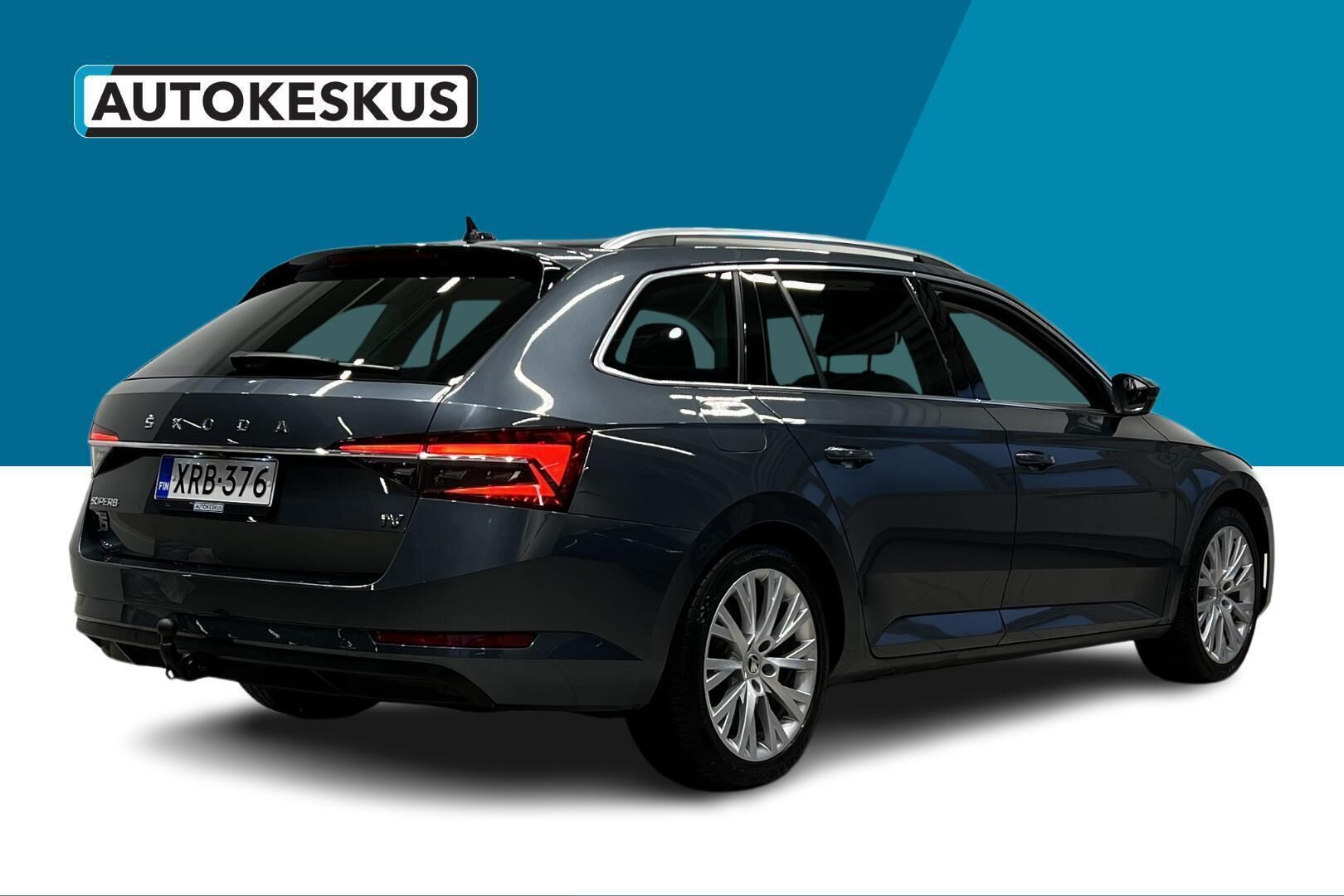 SKODA SUPERB iso kuva 5