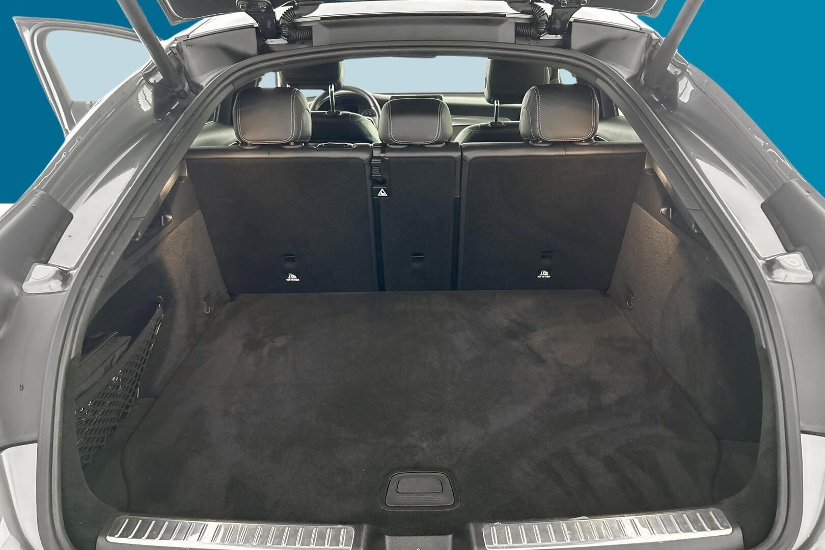 Mercedes-Benz GLC iso kuva 12