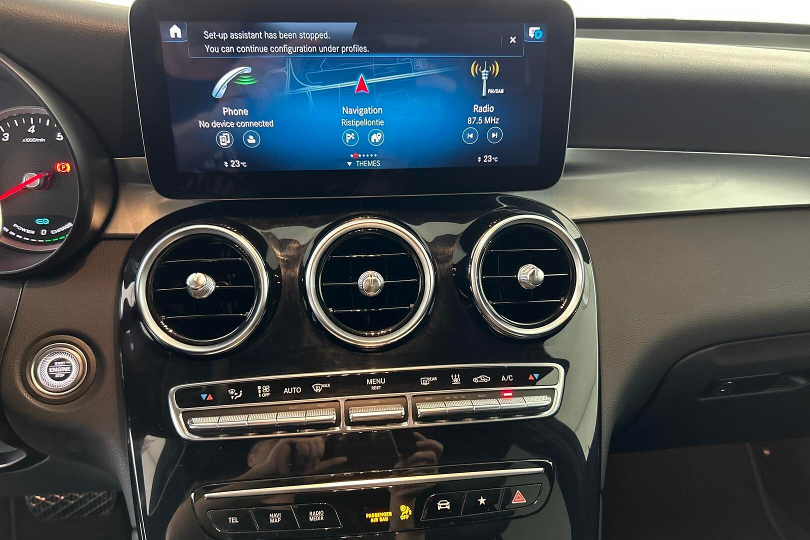 Mercedes-Benz GLC iso kuva 15