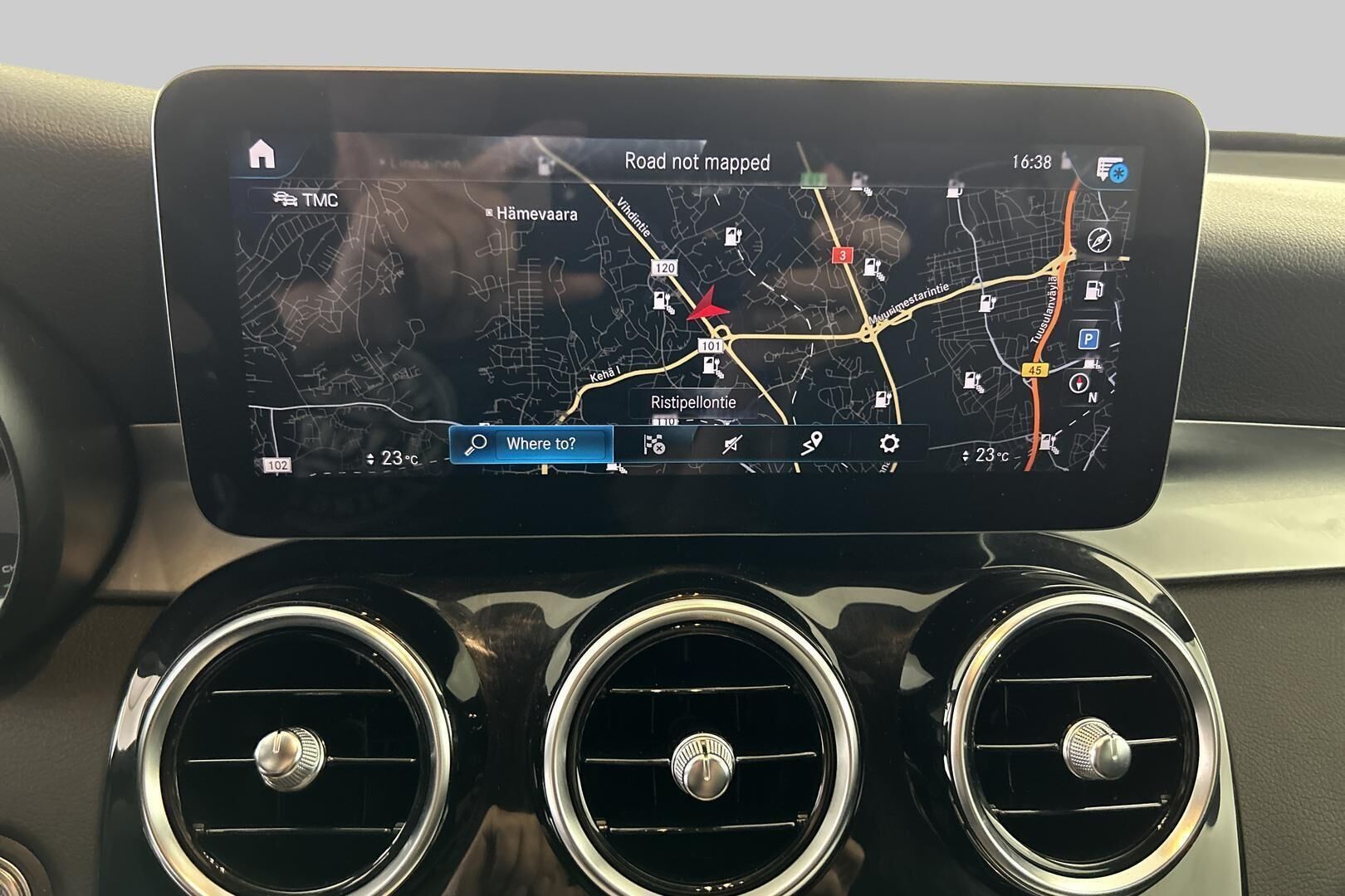 Mercedes-Benz GLC iso kuva 17