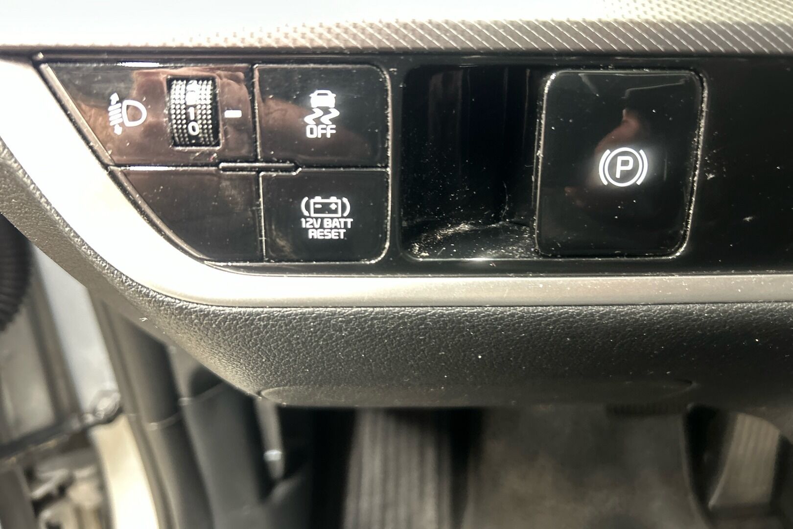 Kia Sportage iso kuva 13
