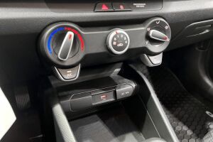 Kia Rio esikatselu 16