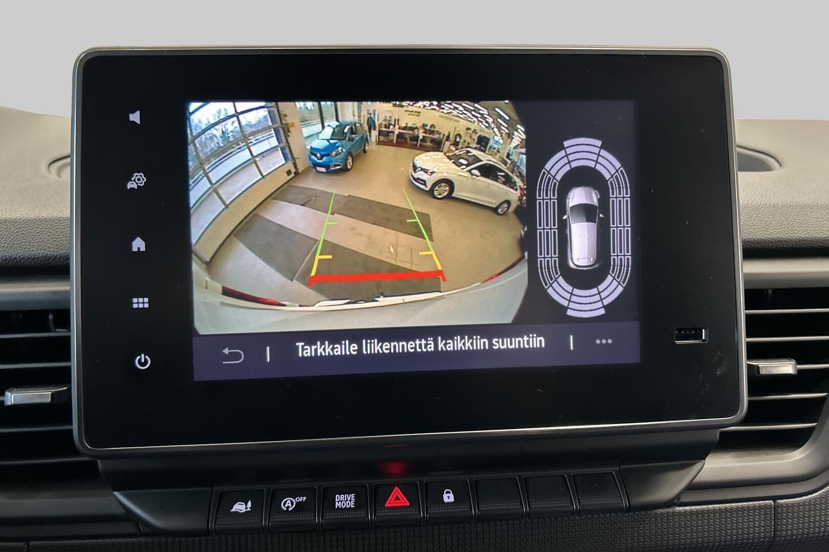 Renault Trafic iso kuva 15