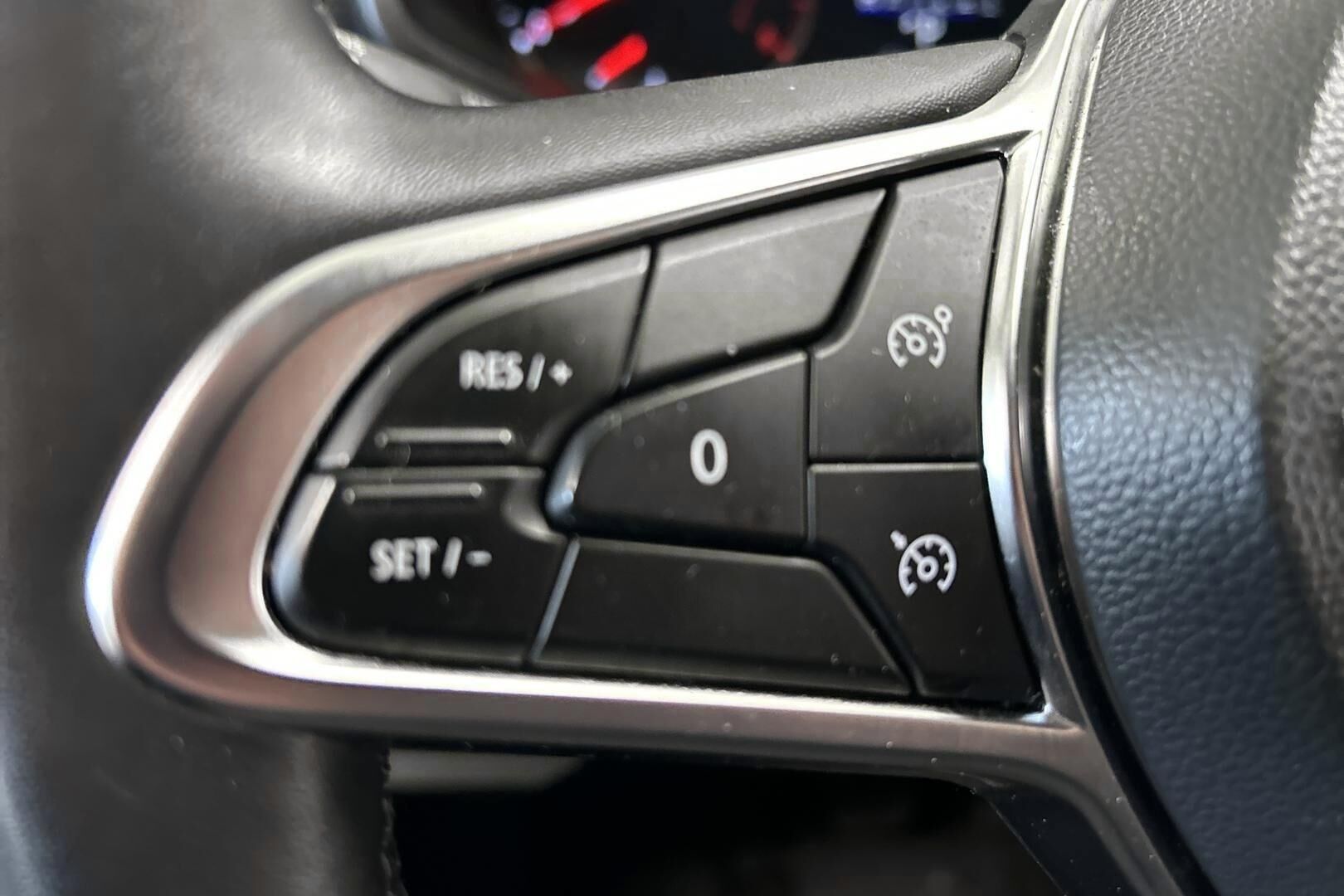 Renault Trafic iso kuva 26