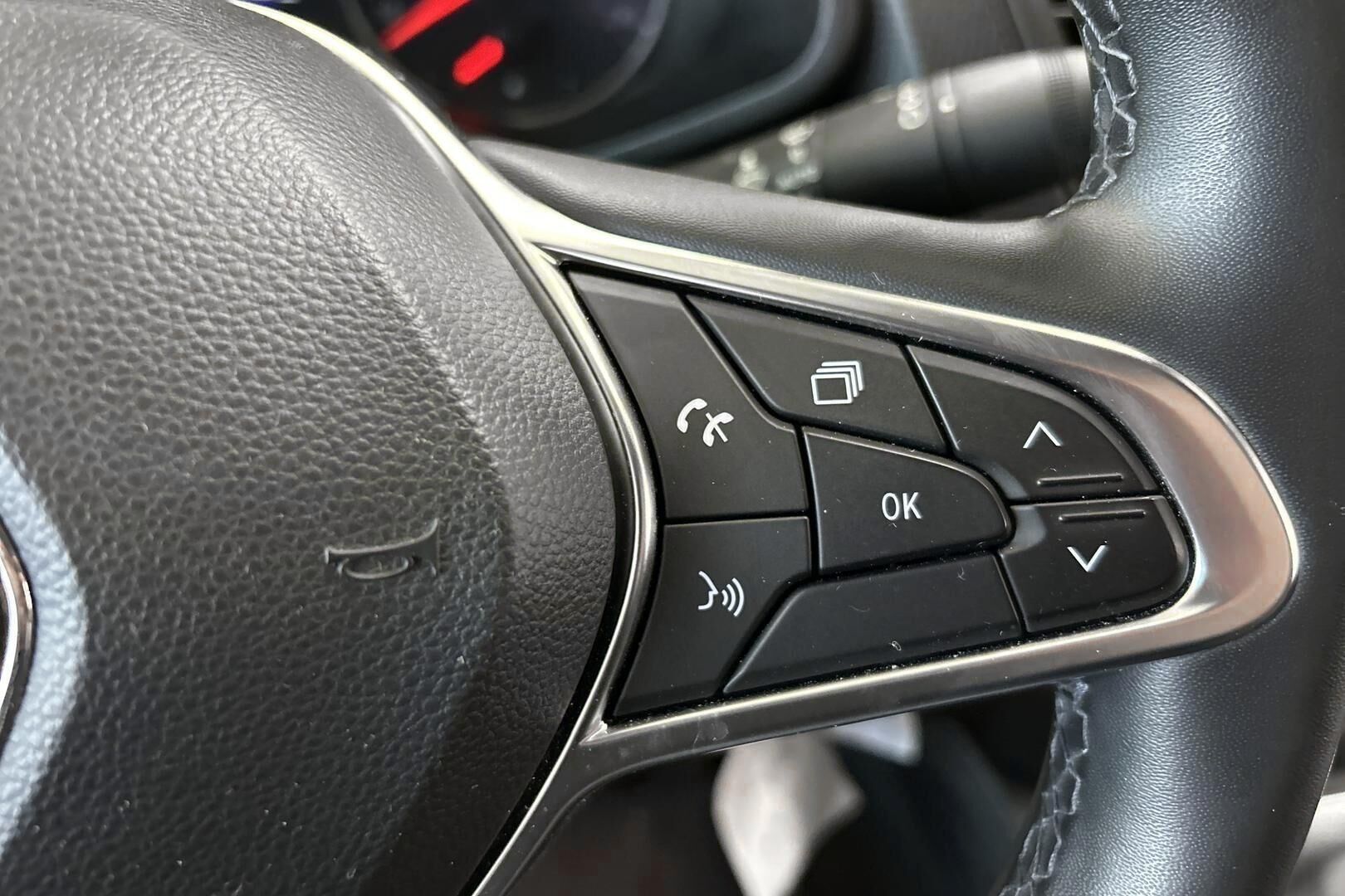 Renault Trafic iso kuva 17