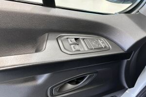 Renault Trafic esikatselu 19