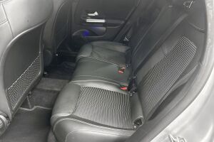 Mercedes-Benz GLA esikatselu 15