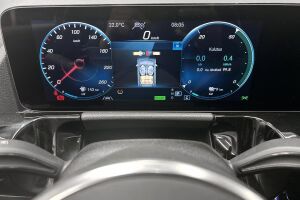 Mercedes-Benz GLA esikatselu 17