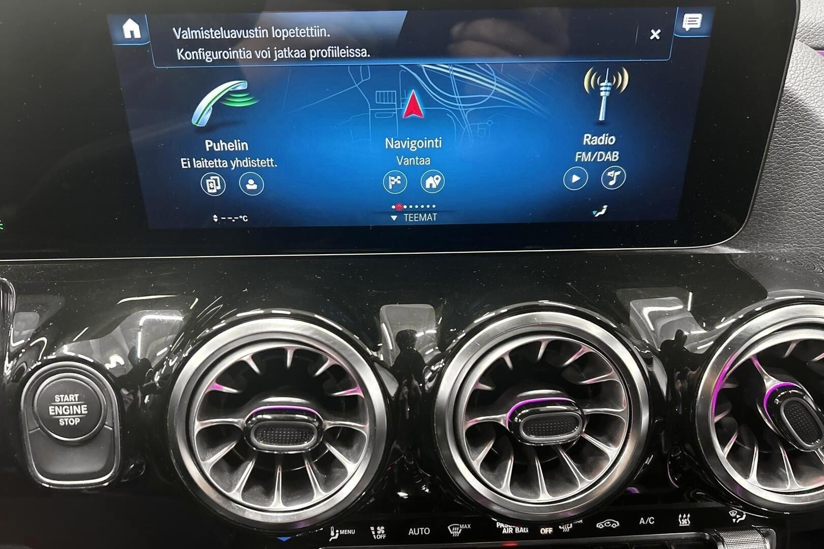 Mercedes-Benz GLA iso kuva 20