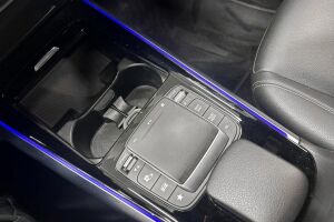 Mercedes-Benz GLA esikatselu 8