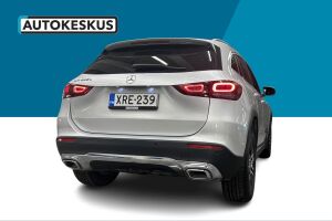 Mercedes-Benz GLA esikatselu 13