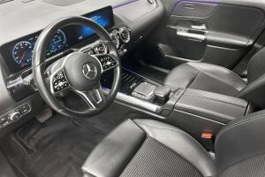 Mercedes-Benz GLA esikatselu 4