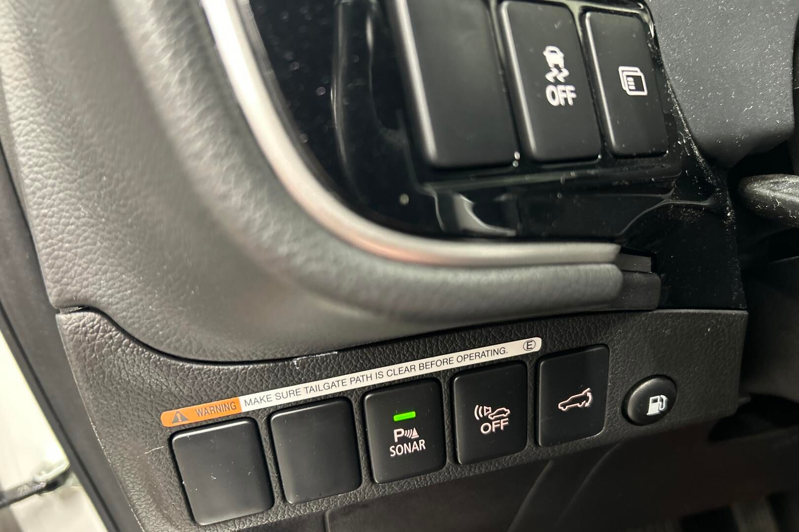 Mitsubishi Outlander PHEV iso kuva 15