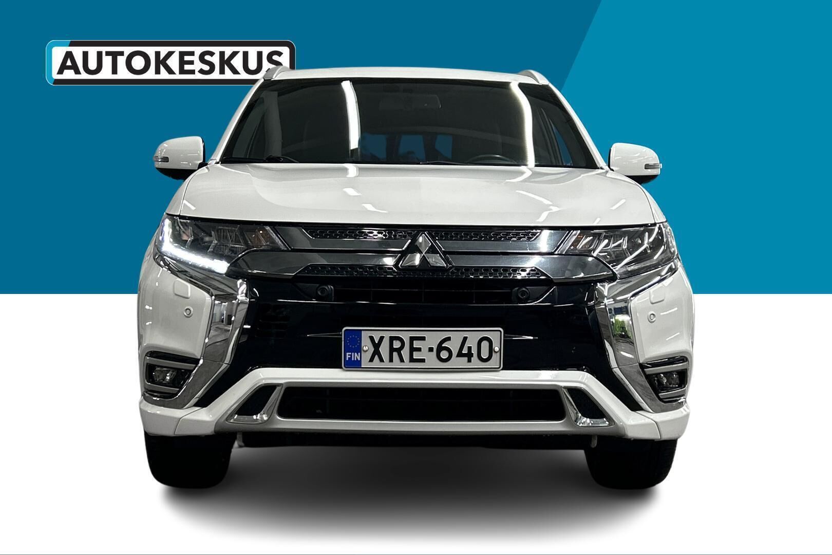 Mitsubishi Outlander PHEV iso kuva 2