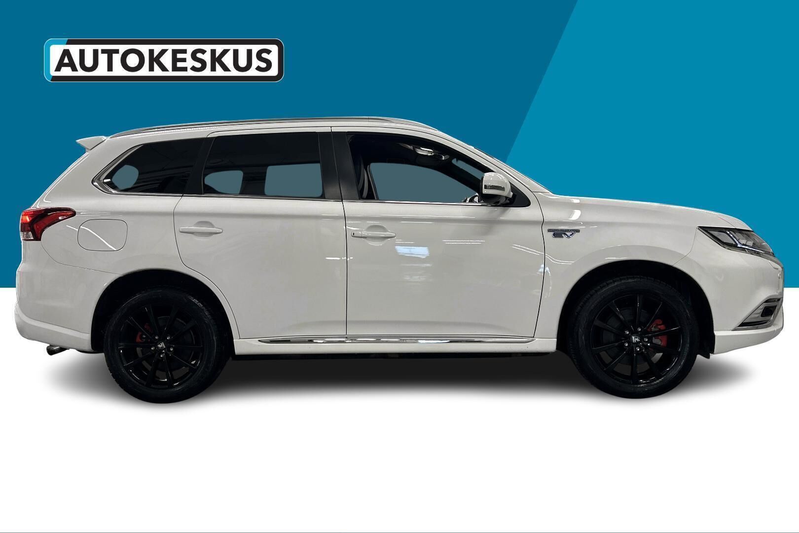 Mitsubishi Outlander PHEV iso kuva 4