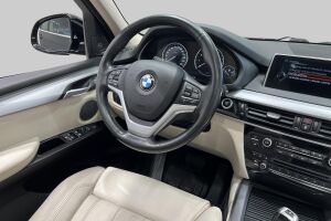 BMW X5 esikatselu 35