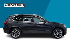 BMW X5 esikatselu 4