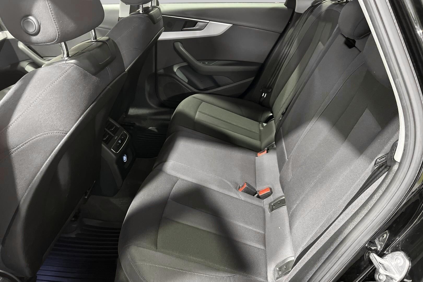 Audi A4 allroad quattro iso kuva 10