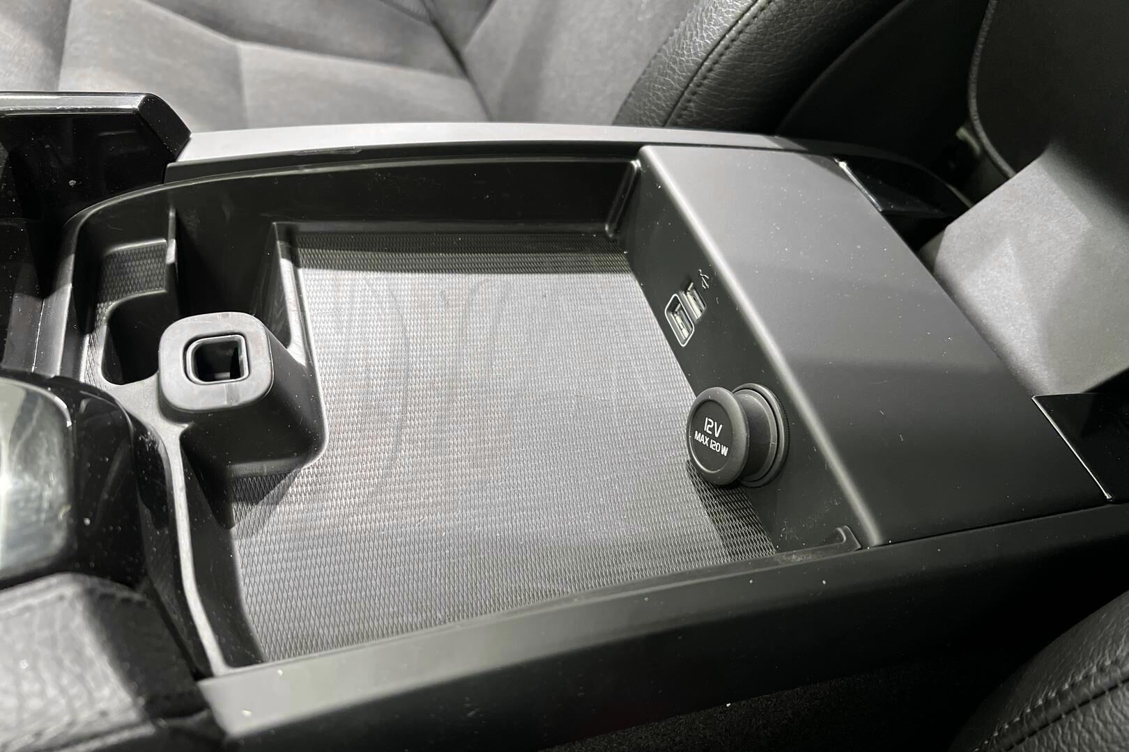 Volvo V90 iso kuva 20