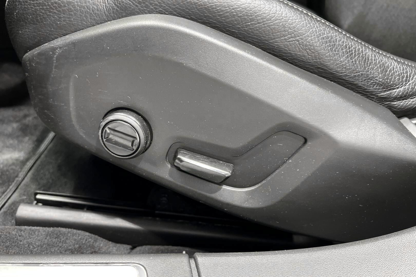 Volvo V90 iso kuva 25