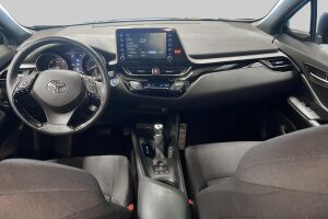 Toyota C-HR esikatselu 10