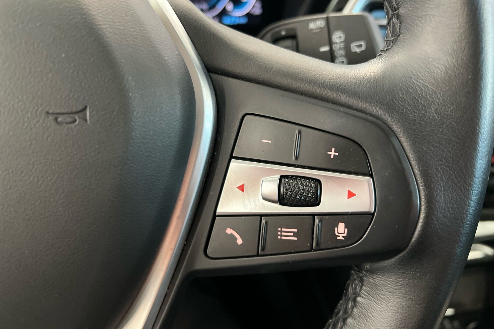 BMW X3 iso kuva 15
