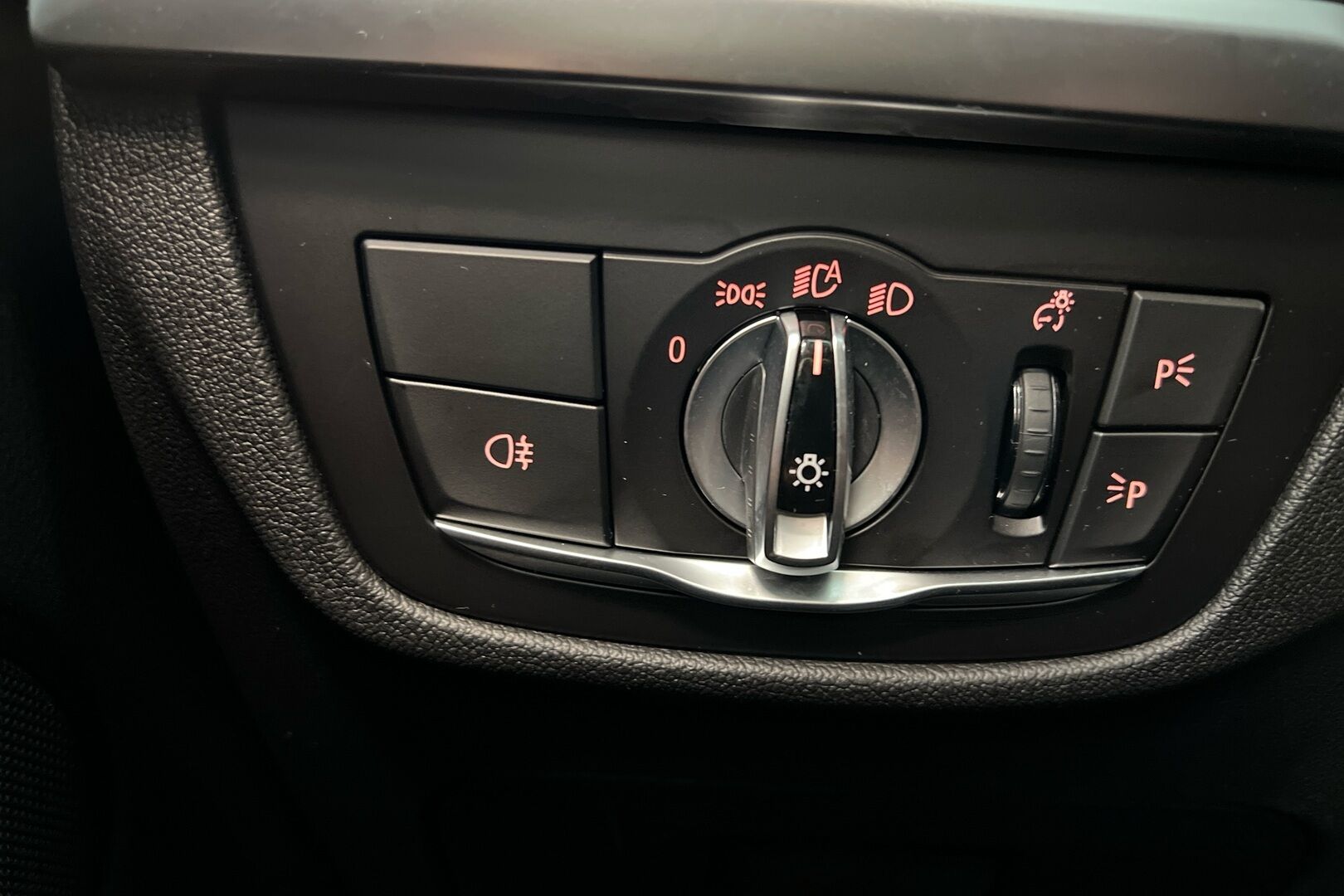 BMW X3 iso kuva 16
