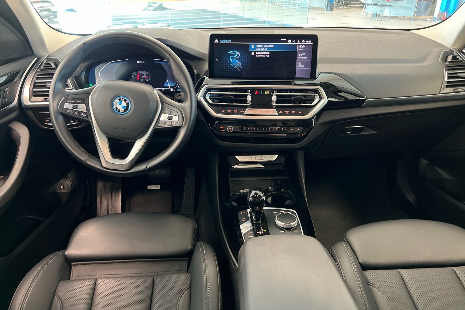 BMW X3 iso kuva 18