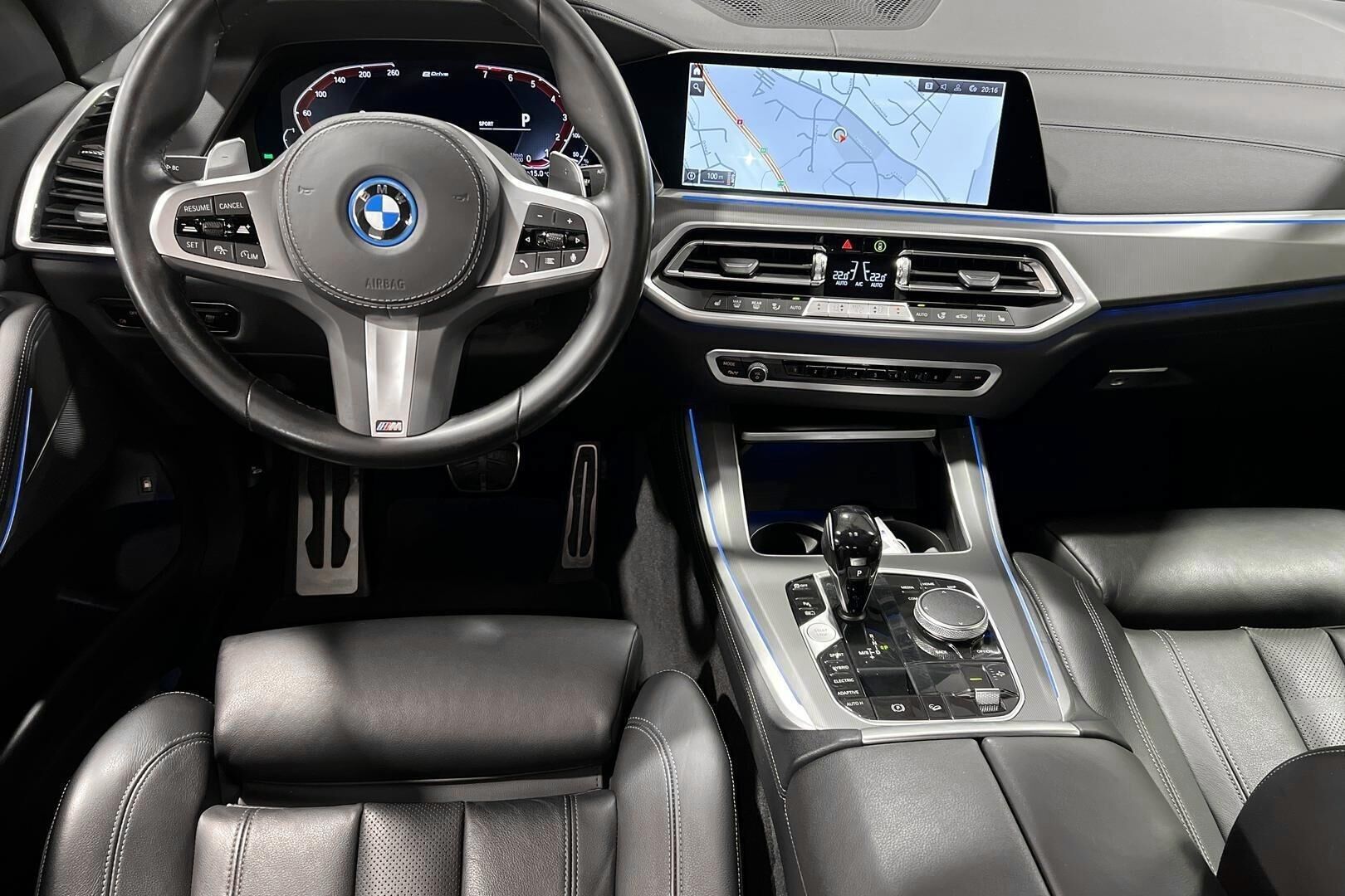 BMW X5 iso kuva 10