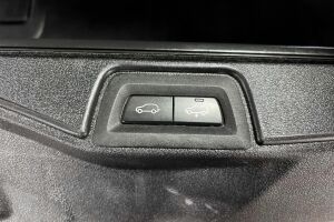 BMW X5 esikatselu 13
