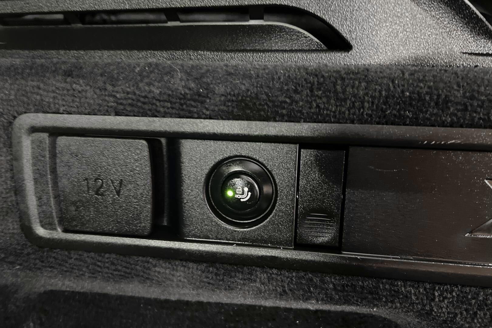 BMW X5 iso kuva 14