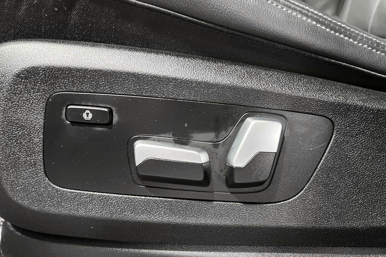 BMW X5 iso kuva 16