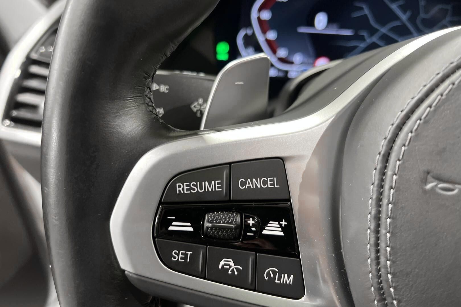 BMW X5 iso kuva 26