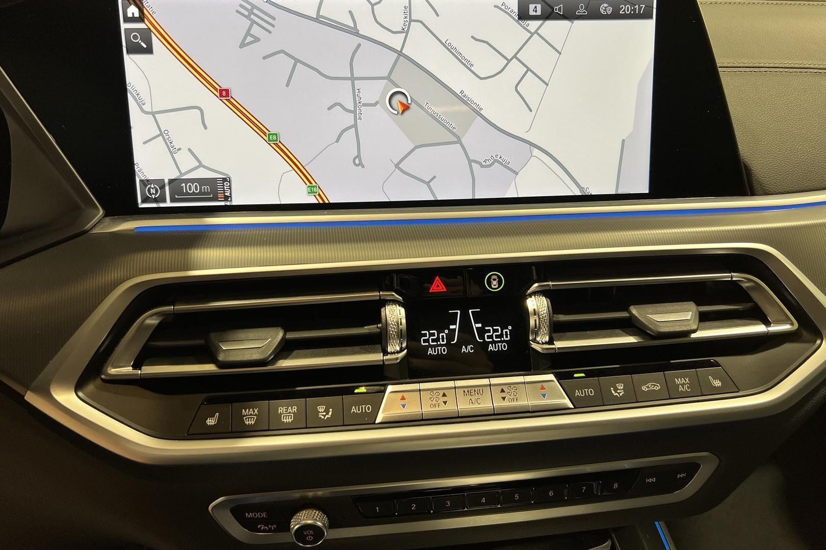 BMW X5 iso kuva 21
