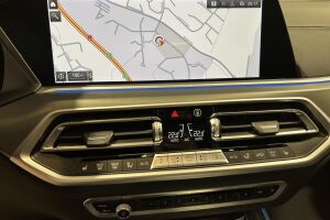 BMW X5 esikatselu 21
