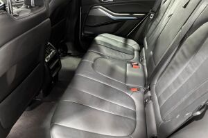 BMW X5 esikatselu 9