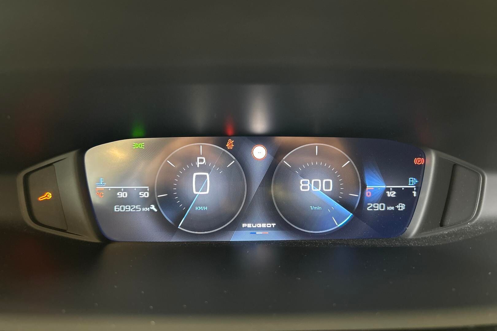 Peugeot 308 iso kuva 13