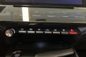 Peugeot 308 esikatselu 24