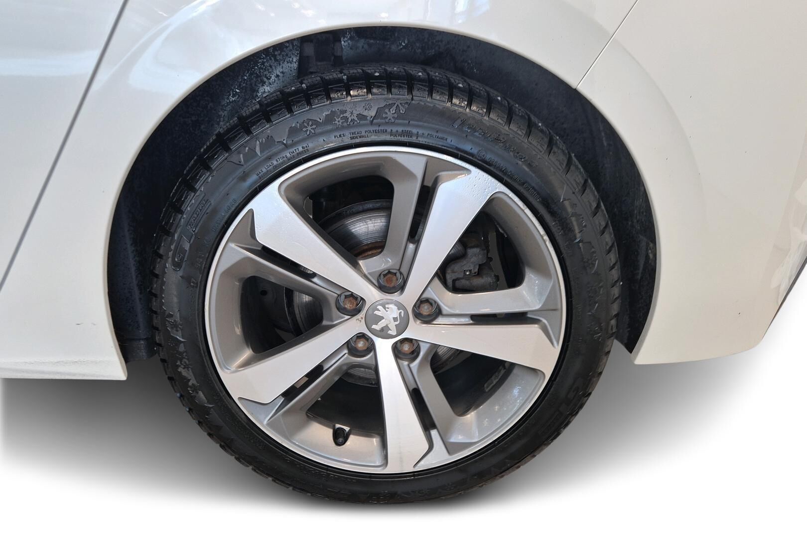 Peugeot 308 iso kuva 10