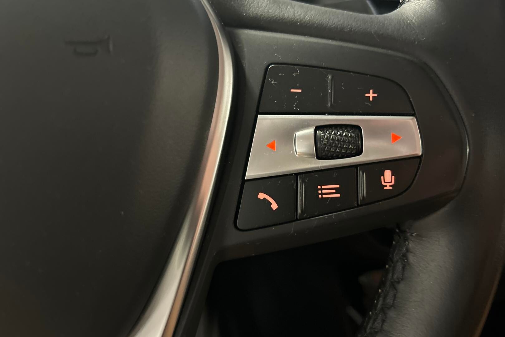 BMW X3 iso kuva 24