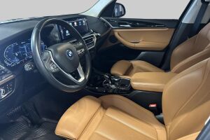 BMW X3 esikatselu 8