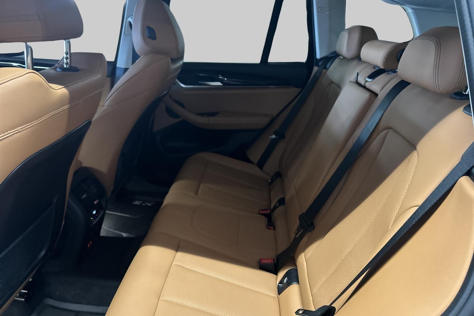 BMW X3 iso kuva 9