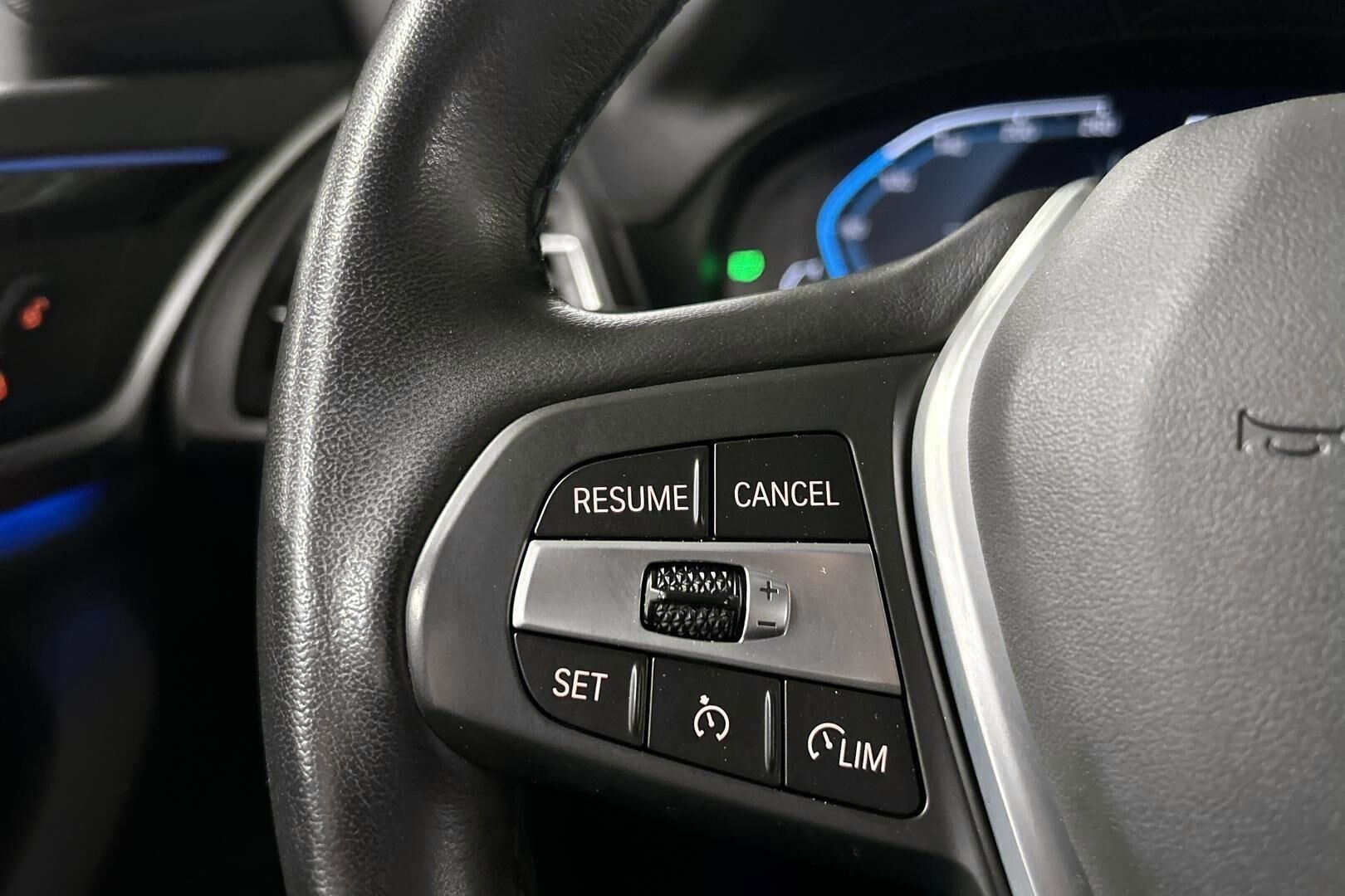 BMW X3 iso kuva 17