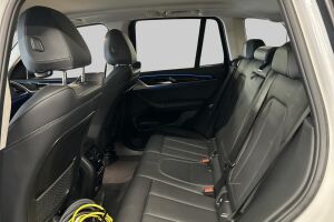 BMW X3 esikatselu 8