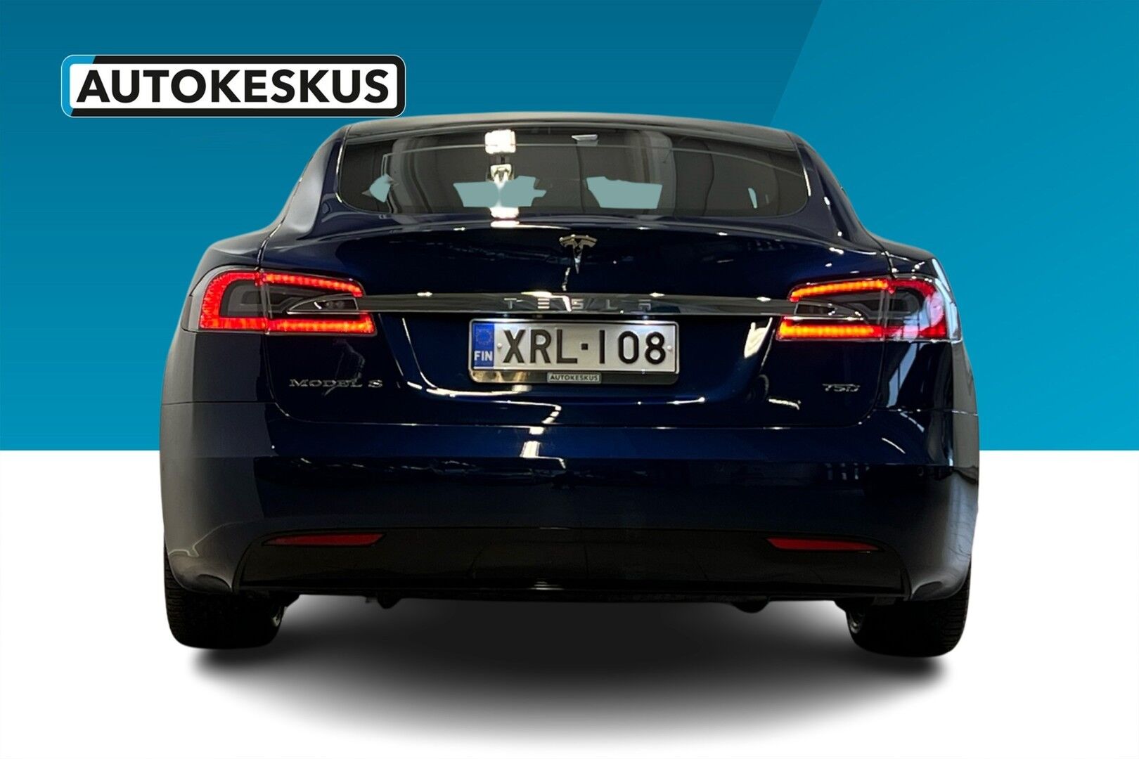 TESLA MODEL S iso kuva 2