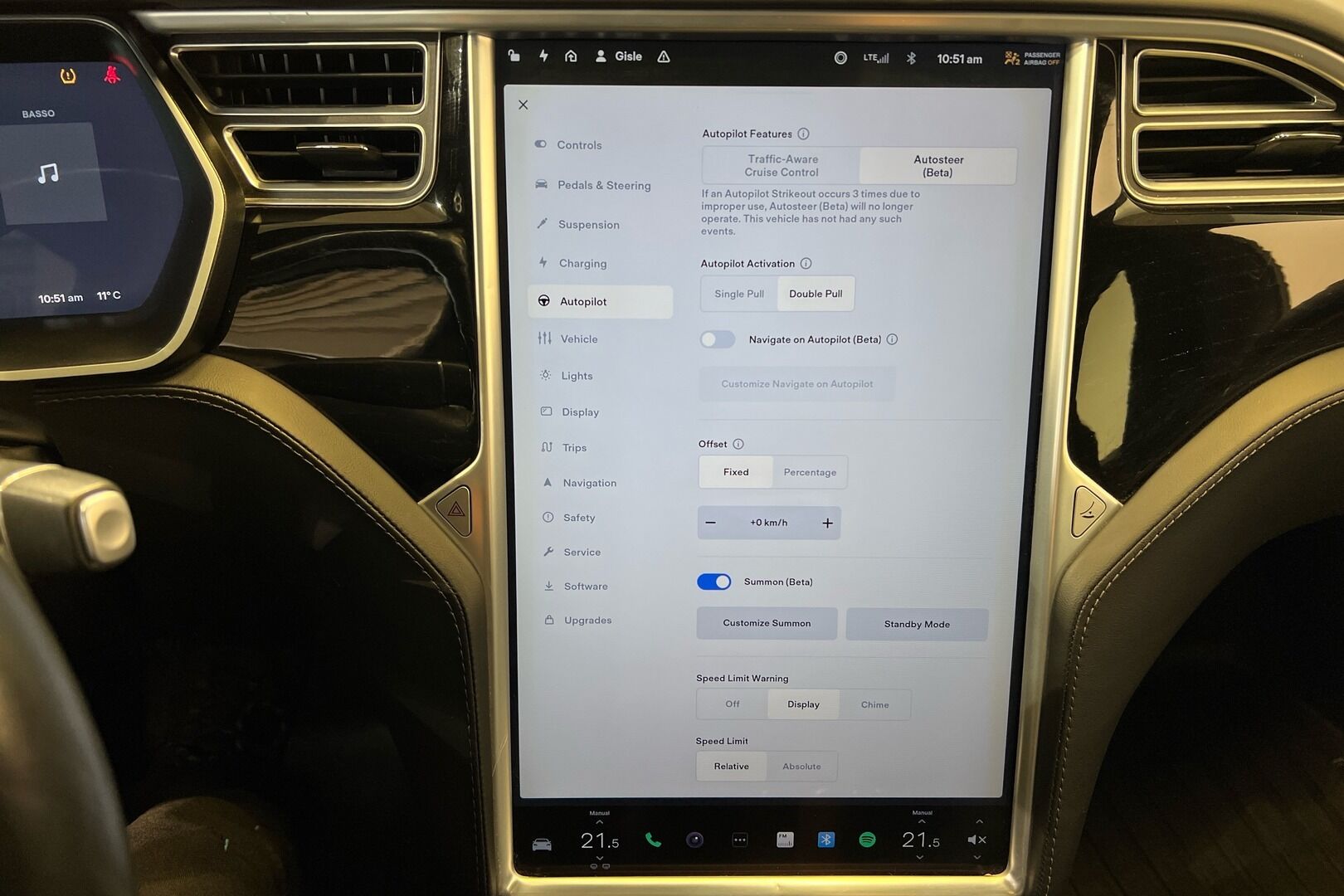 TESLA MODEL S iso kuva 20