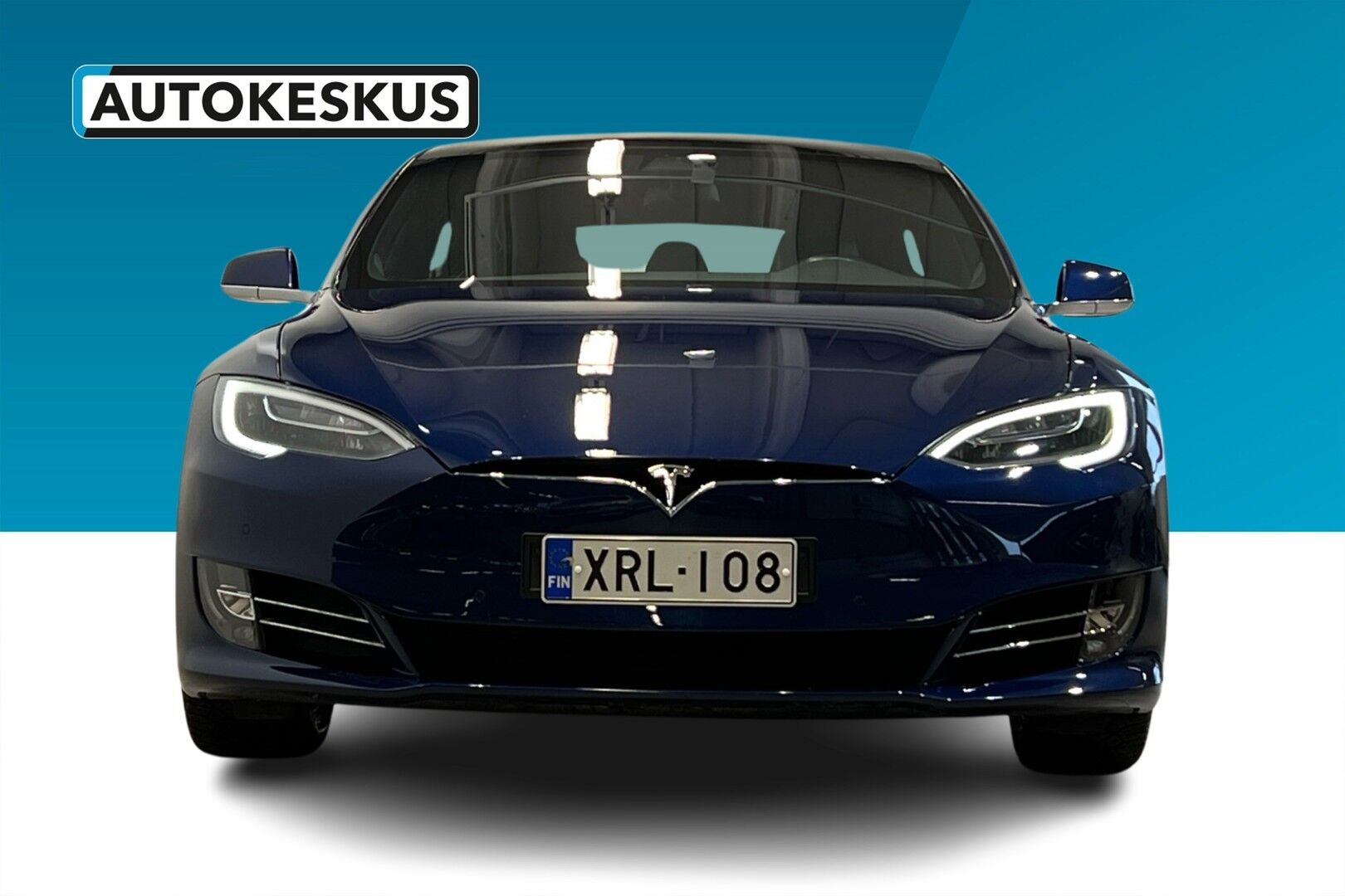 TESLA MODEL S iso kuva 8