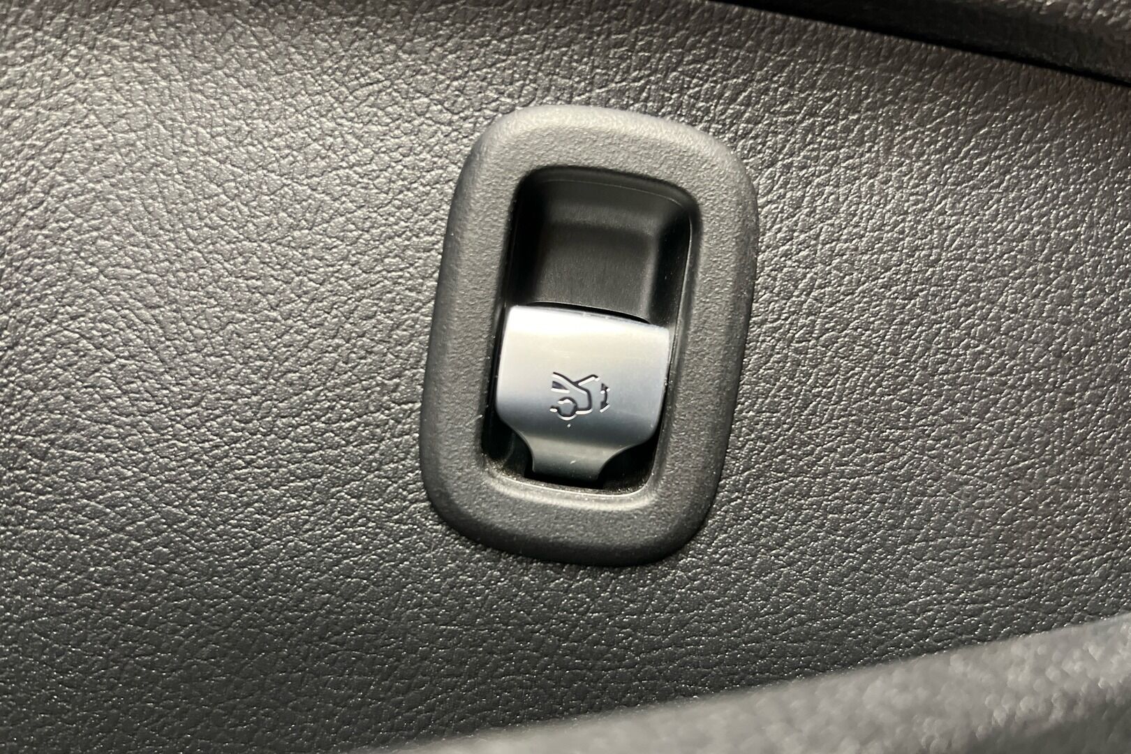 Mercedes-Benz C iso kuva 15